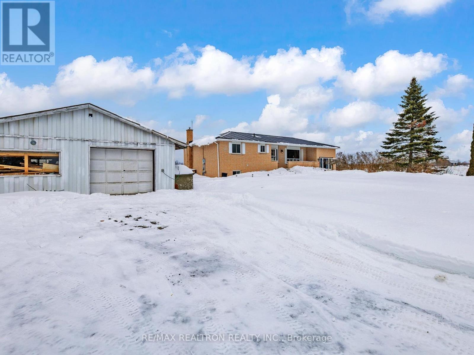 757 Kings Wharf Road, Kawartha Lakes, Ontario  K0M 1A0 - Photo 41 - X12843360