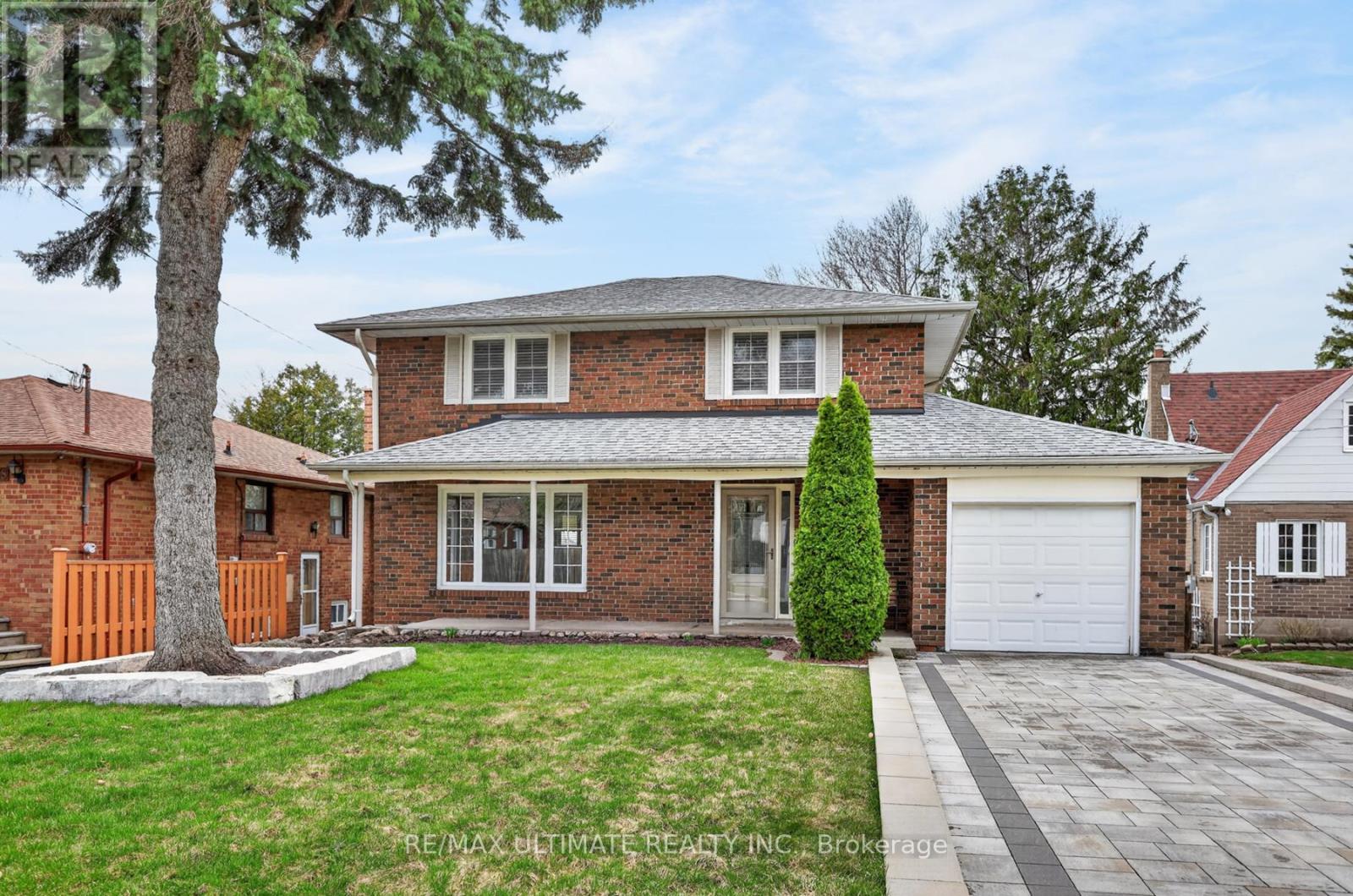 70 Rosemount Drive, Toronto, Ontario  M1K 2X3 - Photo 2 - E13005500