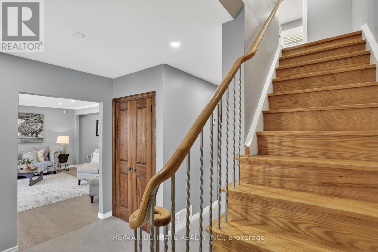 70 Rosemount Drive, Toronto, Ontario  M1K 2X3 - Photo 23 - E13005500