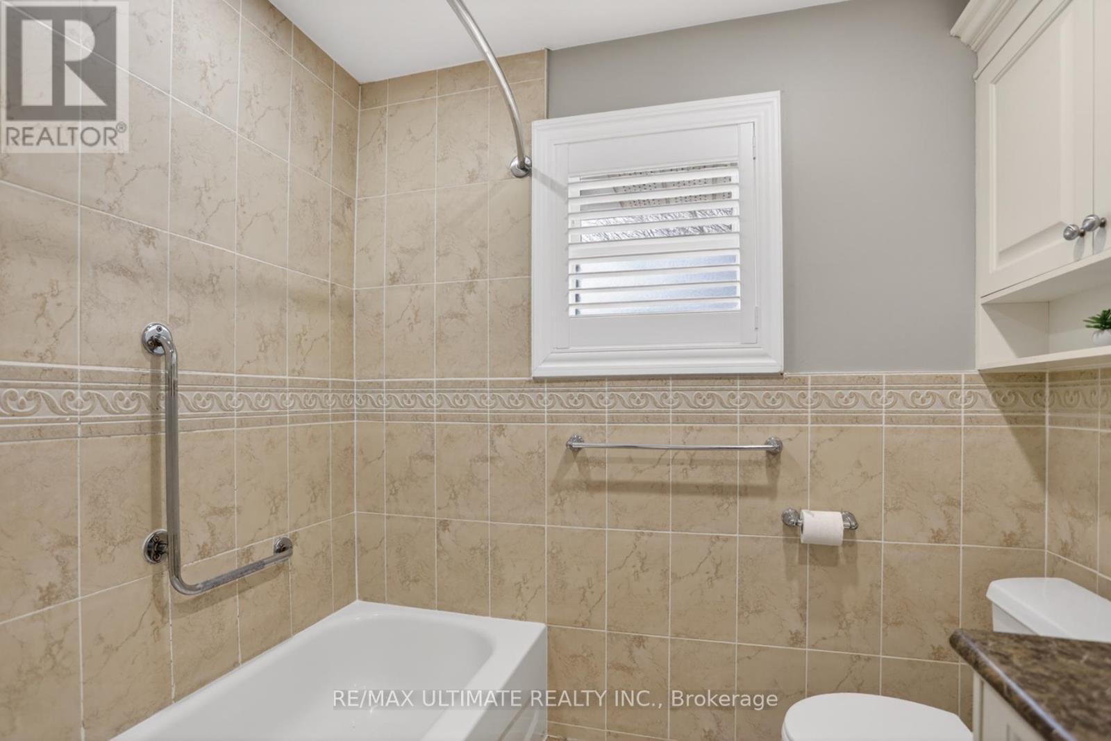 70 Rosemount Drive, Toronto, Ontario  M1K 2X3 - Photo 30 - E13005500