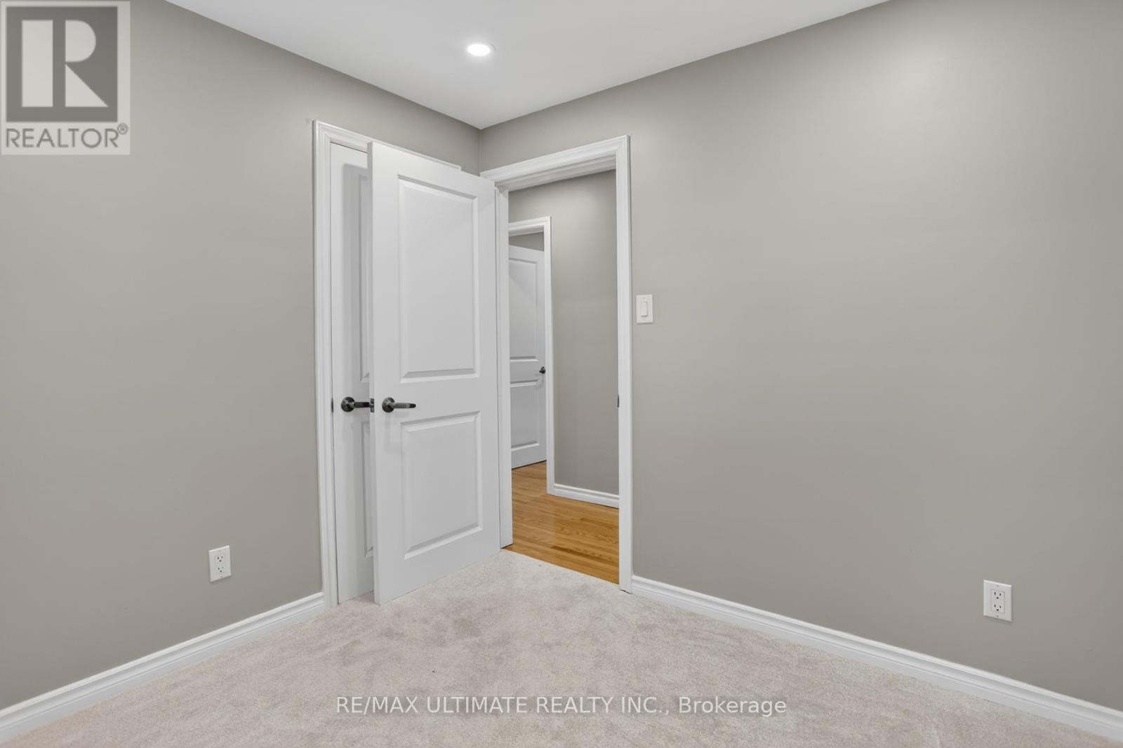 70 Rosemount Drive, Toronto, Ontario  M1K 2X3 - Photo 32 - E13005500