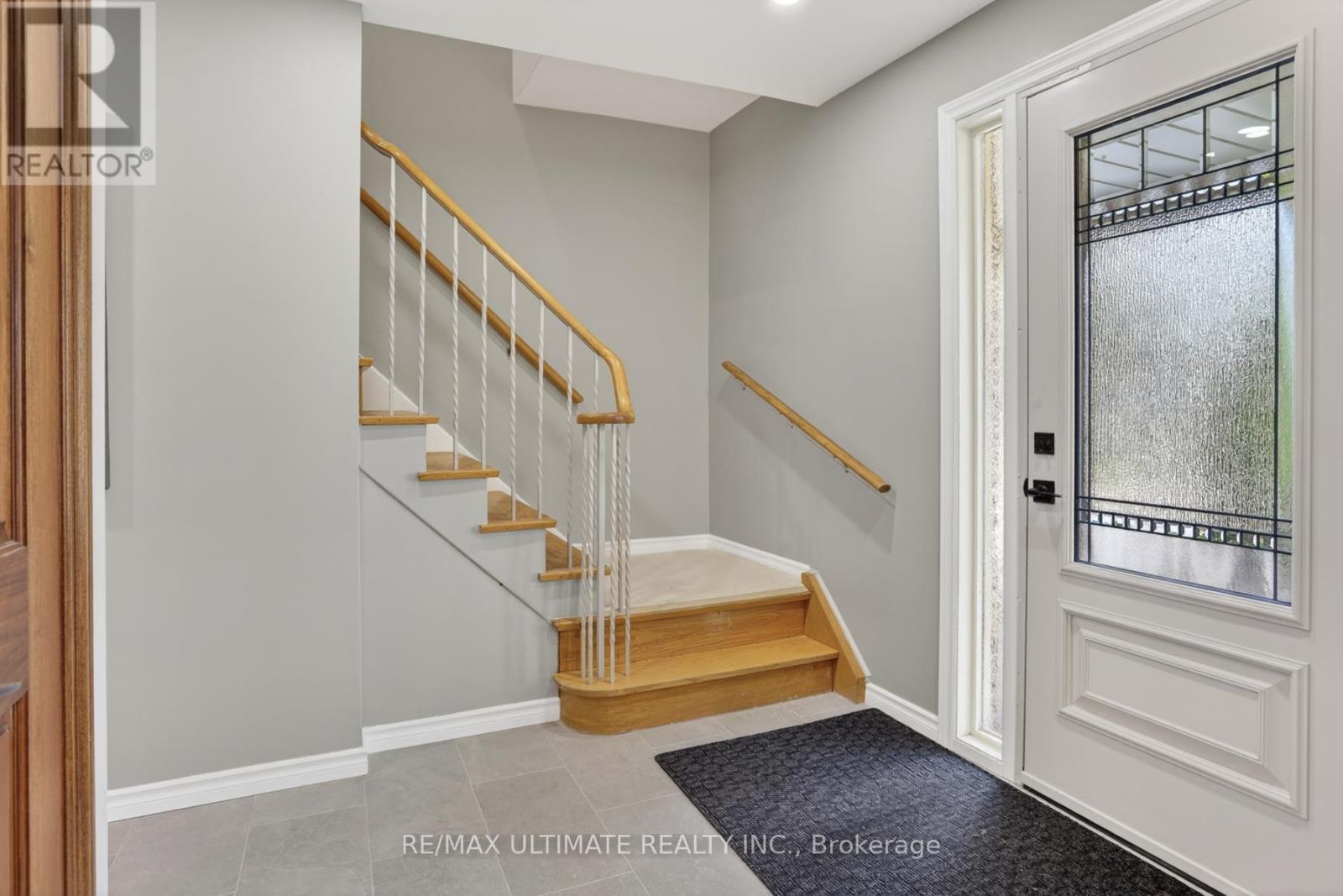 70 Rosemount Drive, Toronto, Ontario  M1K 2X3 - Photo 7 - E13005500