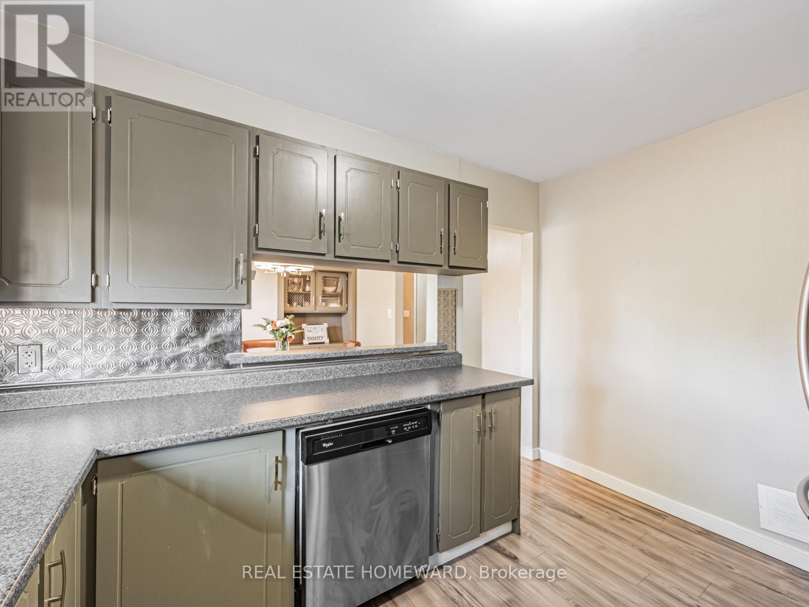 793 Eastglen Drive, Oshawa, Ontario  L1G 1H3 - Photo 10 - E13005532