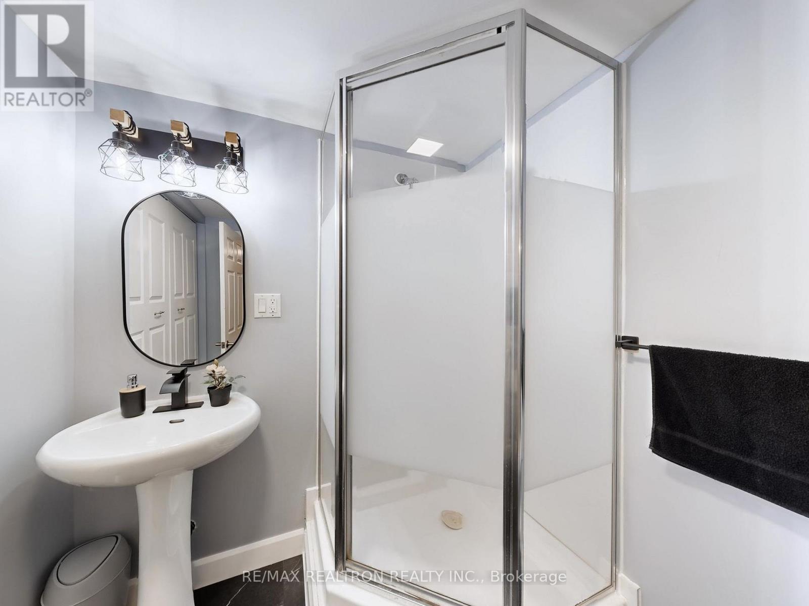 757 Kings Wharf Road, Kawartha Lakes, Ontario  K0M 1A0 - Photo 31 - X12843360