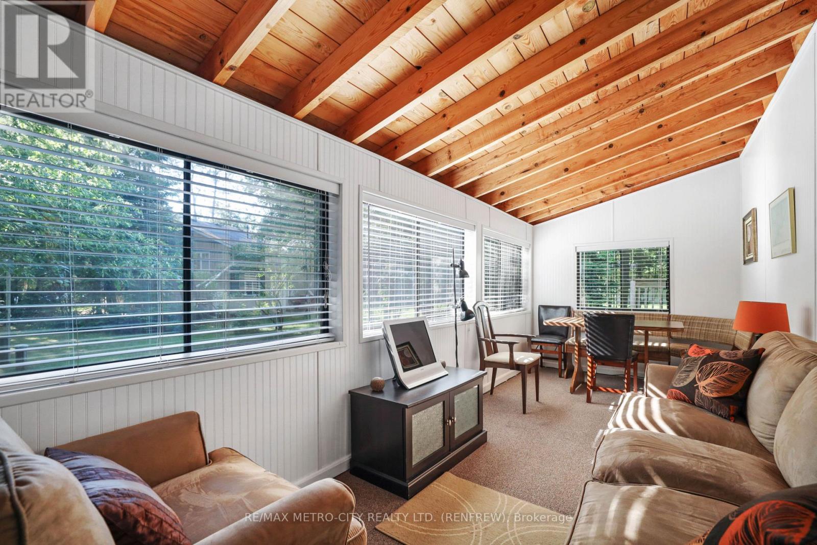 79 Flying Club Road, Greater Madawaska, Ontario  K0J 2R0 - Photo 10 - X13005426