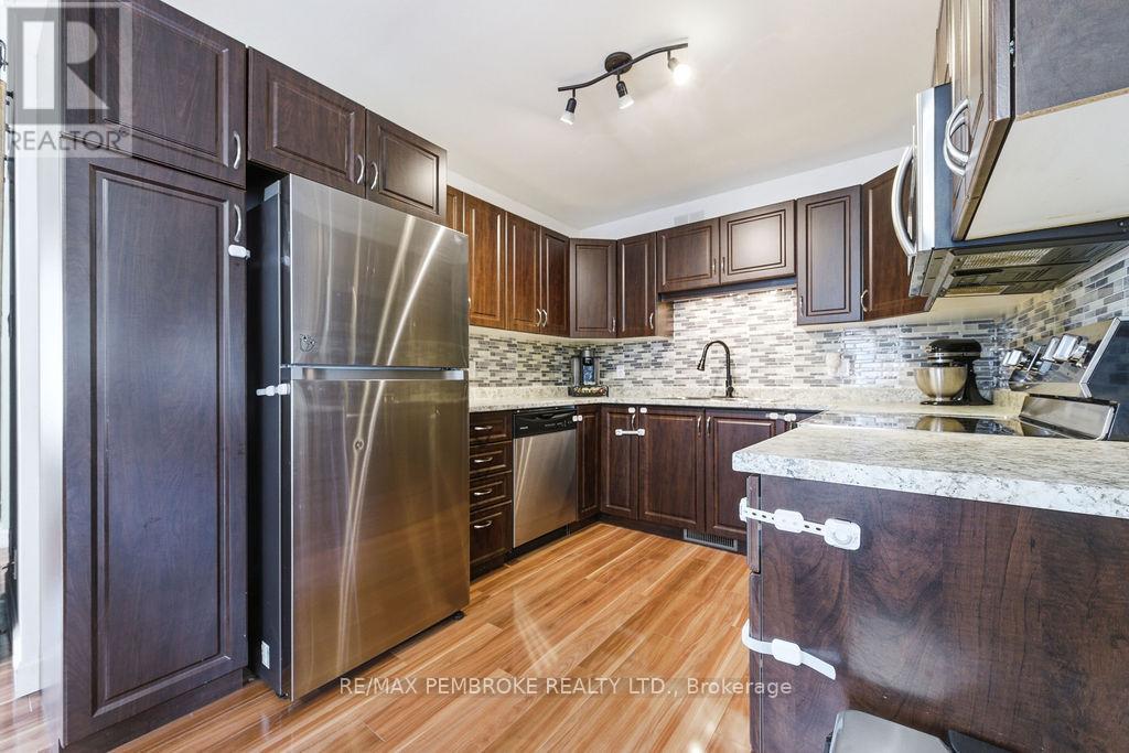 292 Mckenzie Street, Pembroke, Ontario  K8A 3V7 - Photo 10 - X13005610