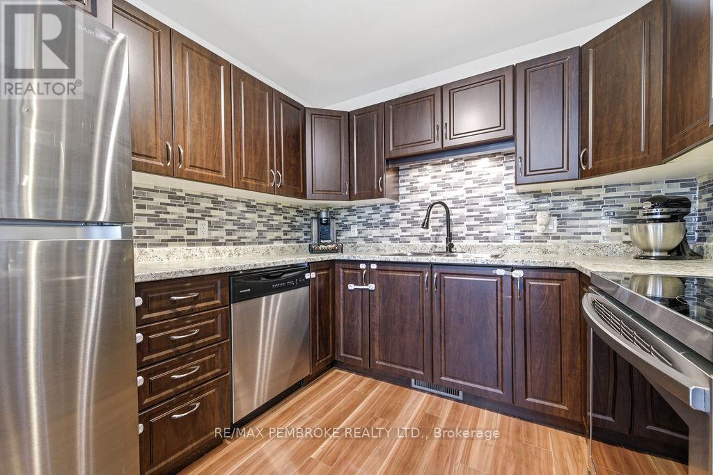 292 Mckenzie Street, Pembroke, Ontario  K8A 3V7 - Photo 11 - X13005610