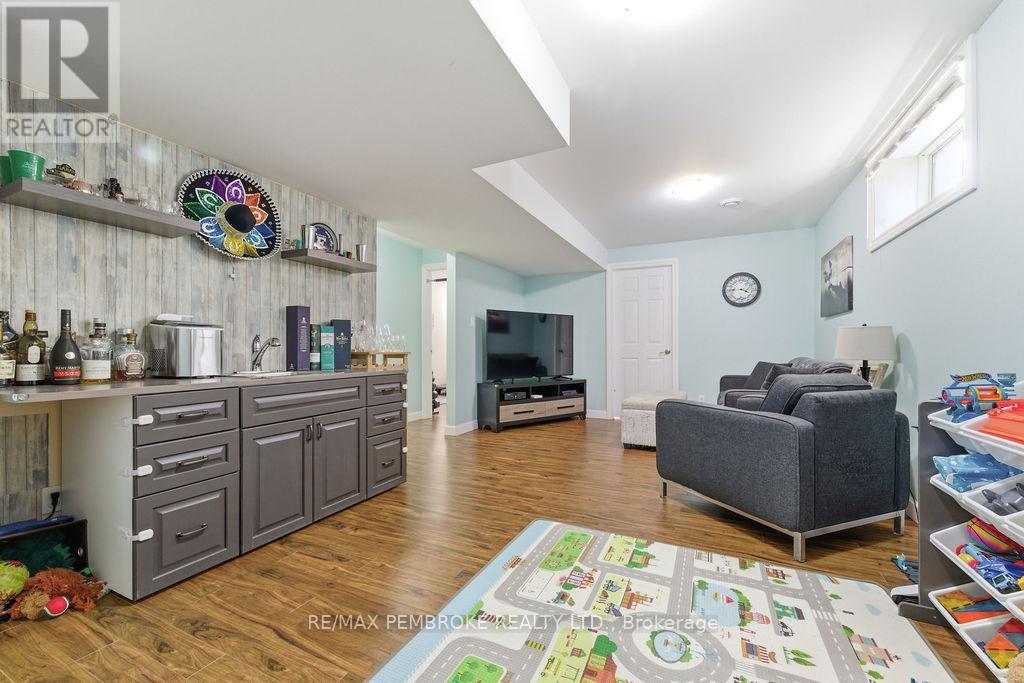 292 Mckenzie Street, Pembroke, Ontario  K8A 3V7 - Photo 23 - X13005610