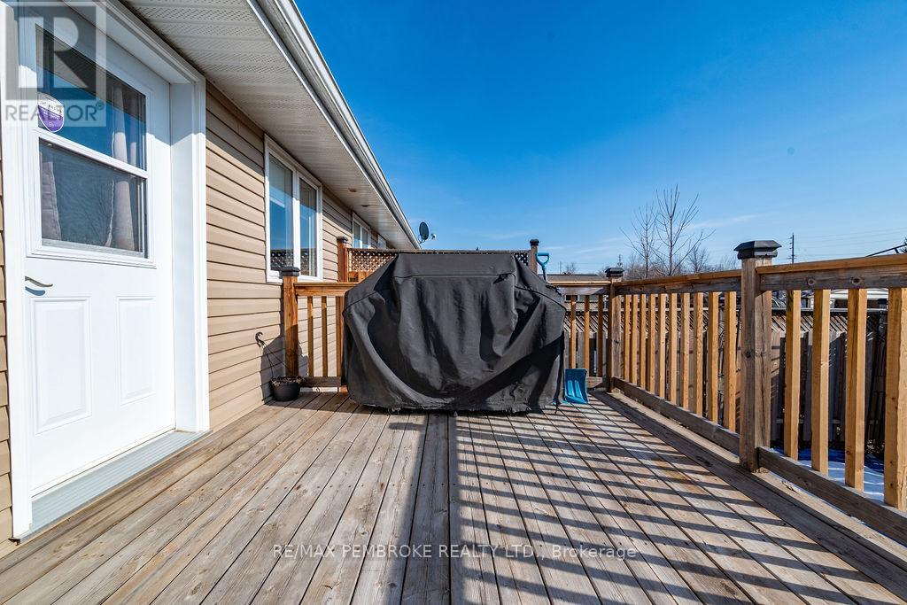 292 Mckenzie Street, Pembroke, Ontario  K8A 3V7 - Photo 30 - X13005610