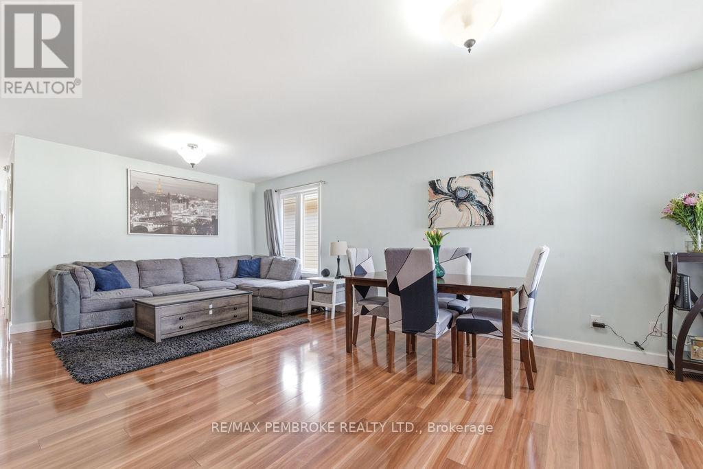 292 Mckenzie Street, Pembroke, Ontario  K8A 3V7 - Photo 8 - X13005610