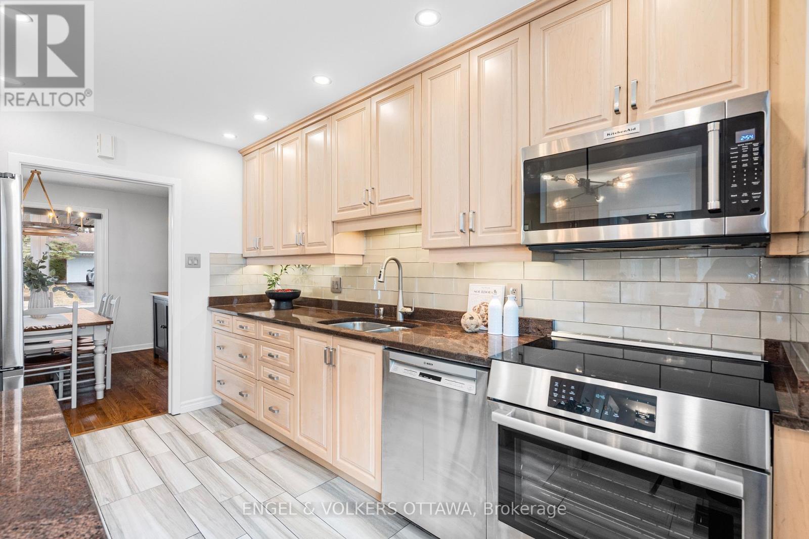 2173 Beaumont Road, Ottawa, Ontario  K1H 5V2 - Photo 10 - X13005440