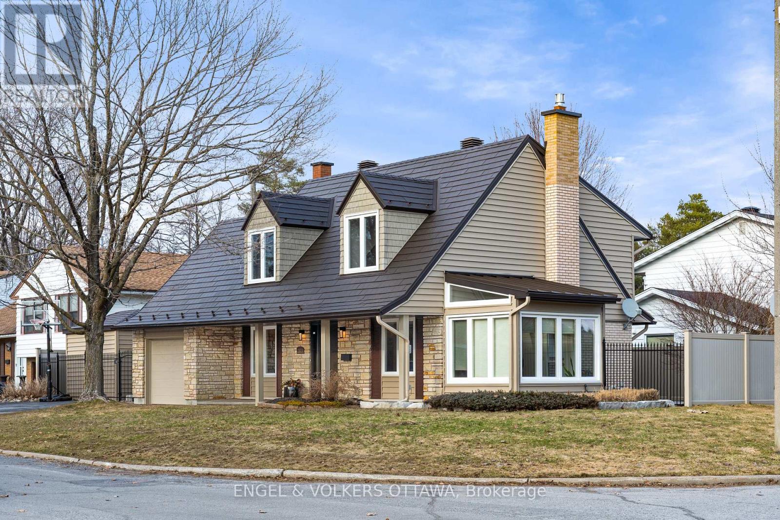 2173 Beaumont Road, Ottawa, Ontario  K1H 5V2 - Photo 2 - X13005440