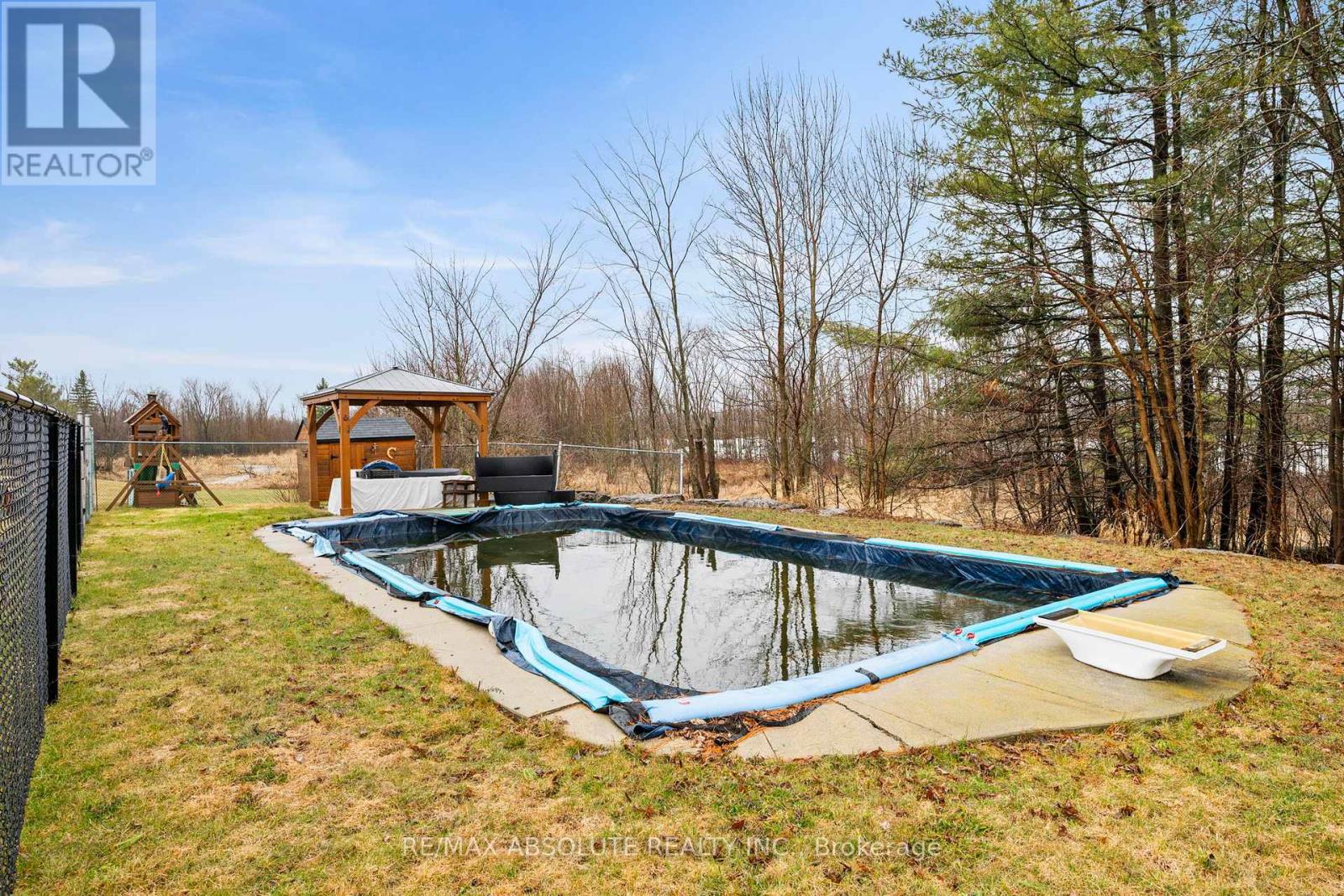 1877 Russett Drive, Mcnab/braeside, Ontario  K7S 3G8 - Photo 19 - X13005508