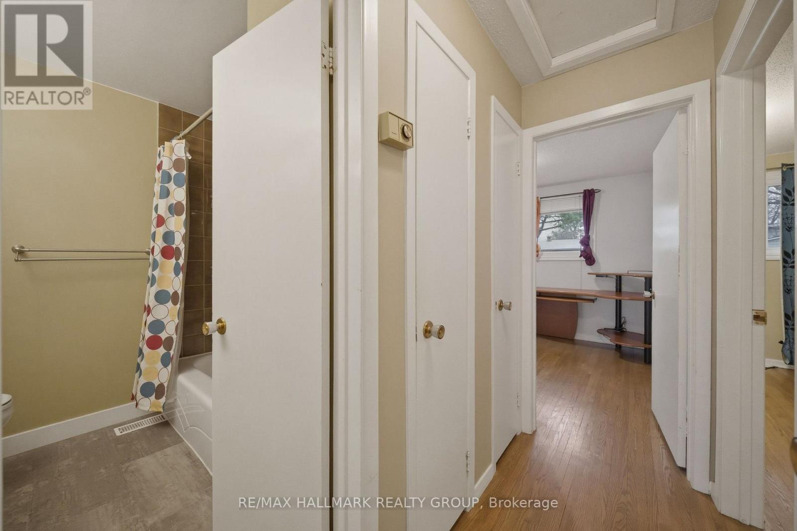 69 Woodmount Crescent, Ottawa, Ontario  K2E 5P9 - Photo 12 - X13005612