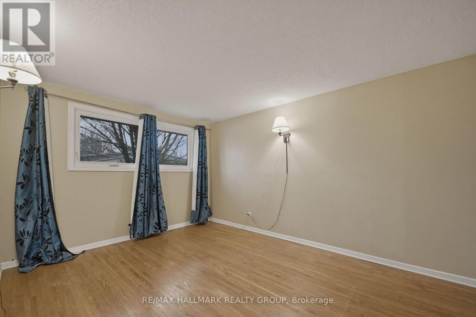 69 Woodmount Crescent, Ottawa, Ontario  K2E 5P9 - Photo 17 - X13005612