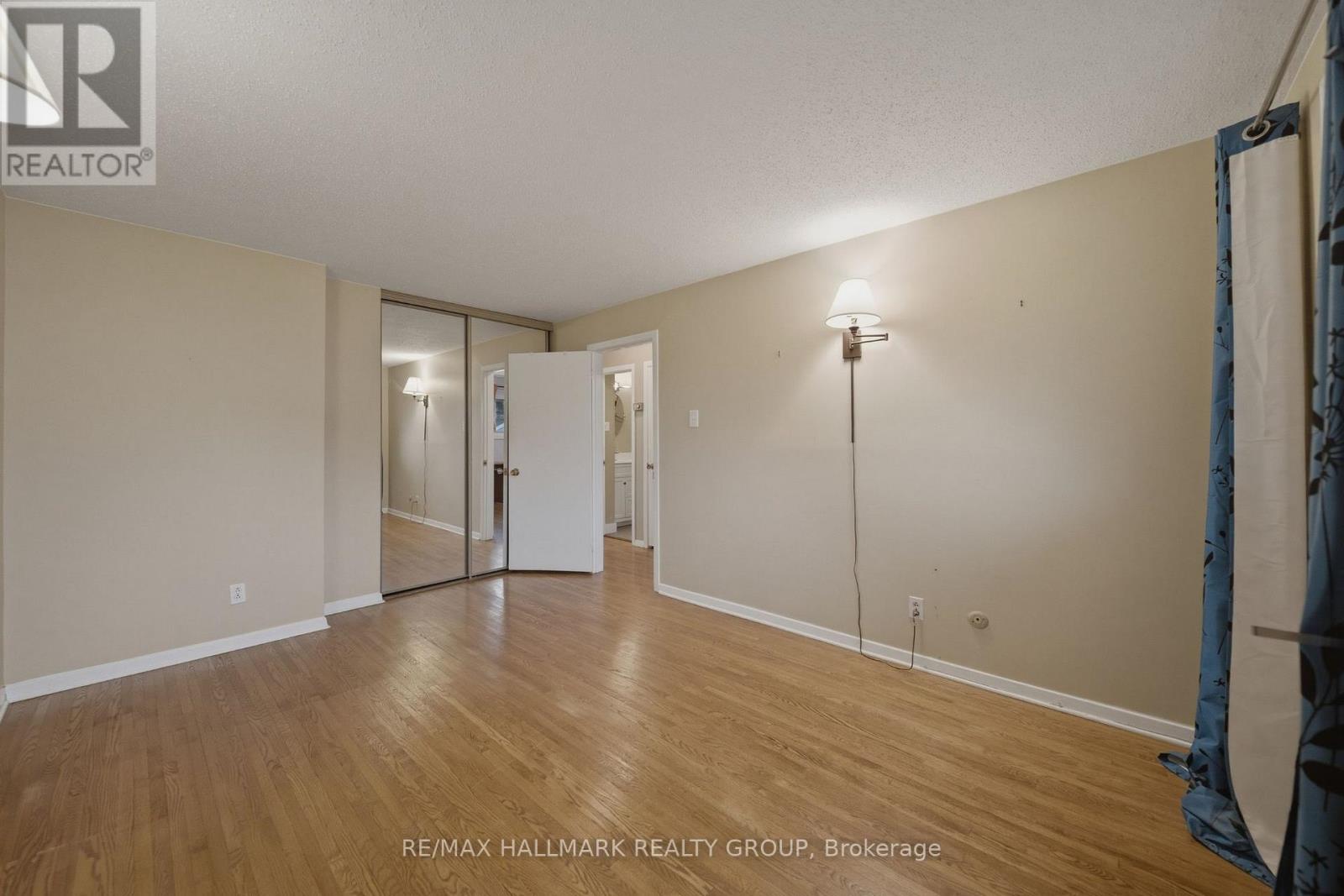 69 Woodmount Crescent, Ottawa, Ontario  K2E 5P9 - Photo 18 - X13005612