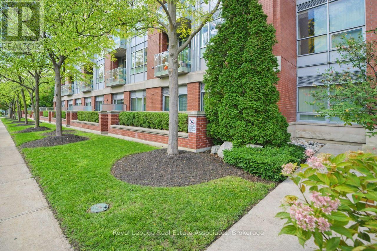 107 - 80 Port Street E, Mississauga, Ontario  L5G 4V6 - Photo 29 - W12801552