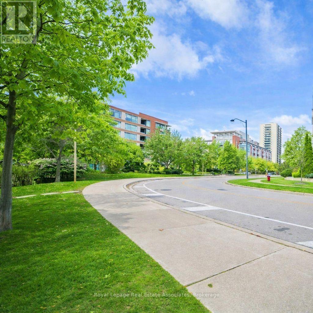 107 - 80 Port Street E, Mississauga, Ontario  L5G 4V6 - Photo 34 - W12801552