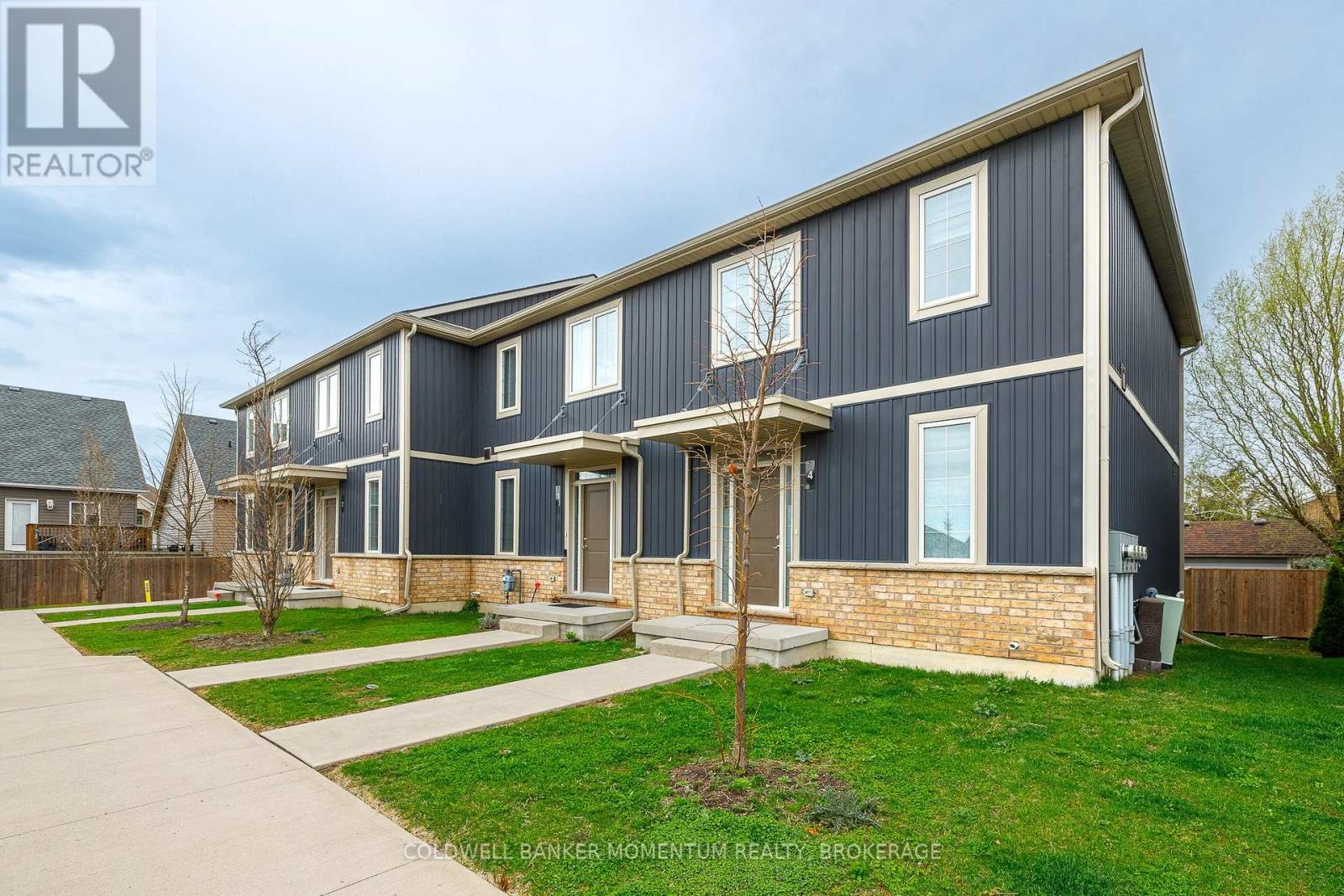 4 - 18 Corbin Street, St. Catharines, Ontario L2P 0E8 - Photo 4 - X13005592