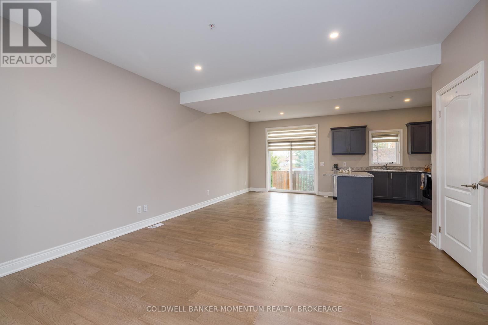 4 - 18 Corbin Street, St. Catharines, Ontario L2P 0E8 - Photo 8 - X13005592