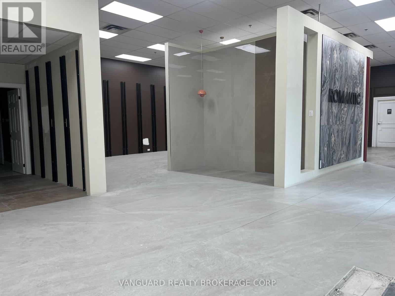 4 - 11 Cidermill Avenue, Vaughan, Ontario L4K 4L9 - Photo 3 - N13005486