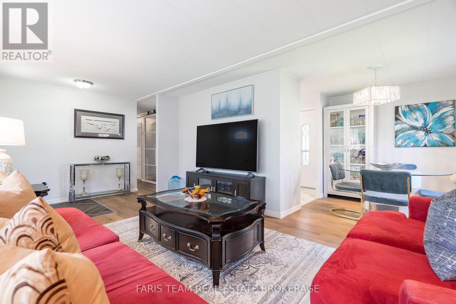 21 Hawthorne Drive, Innisfil, Ontario  L9S 1P7 - Photo 14 - N13005520