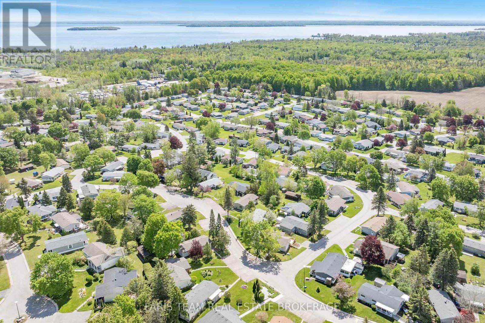 21 Hawthorne Drive, Innisfil, Ontario  L9S 1P7 - Photo 30 - N13005520