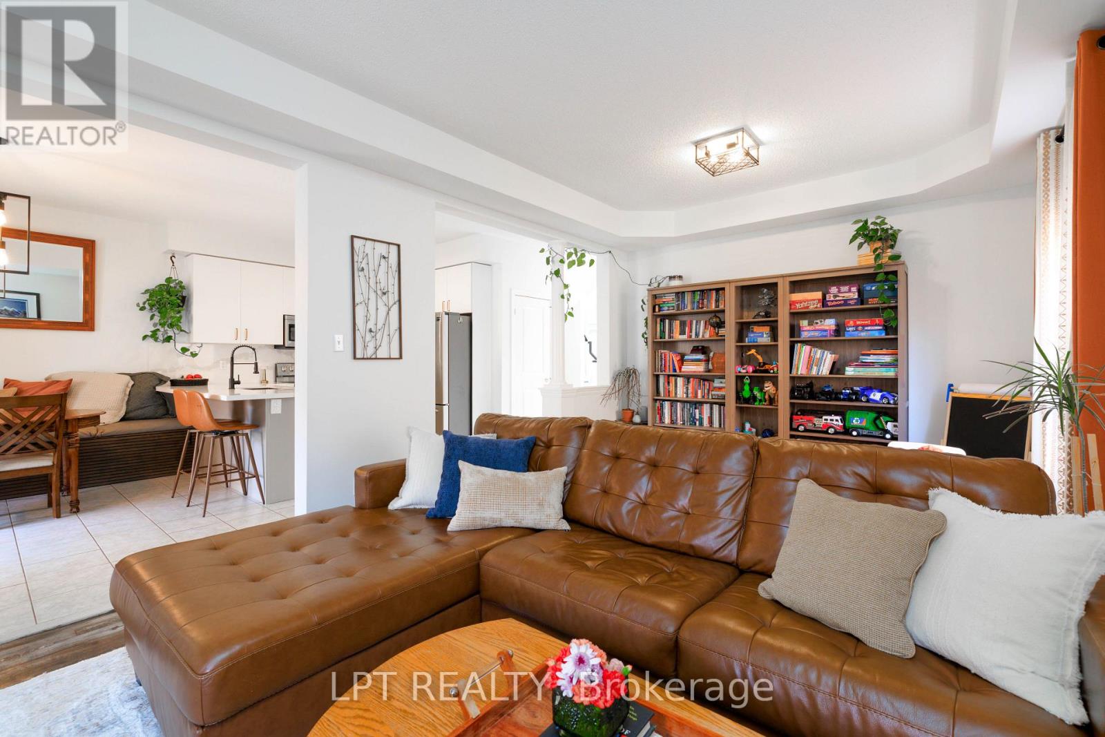 16 Bardawill Avenue, Georgina, Ontario  L4P 0E7 - Photo 14 - N13005558