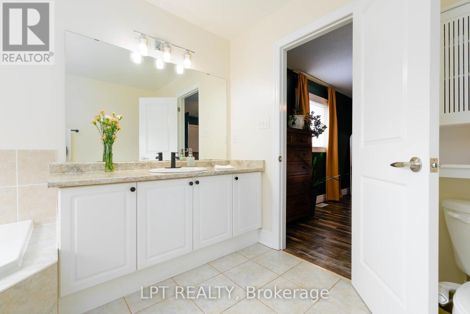 16 Bardawill Avenue, Georgina, Ontario  L4P 0E7 - Photo 21 - N13005558