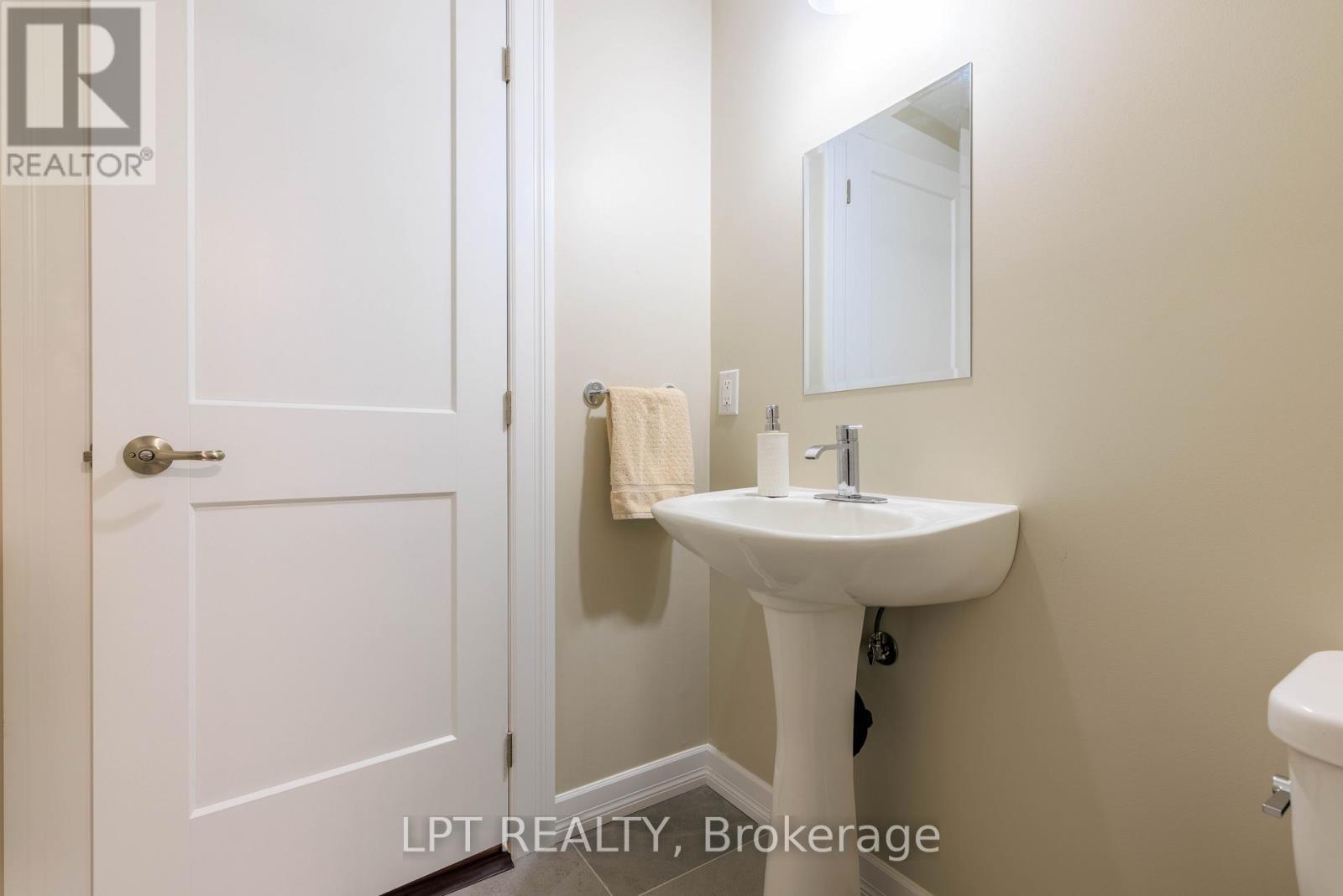 16 Bardawill Avenue, Georgina, Ontario  L4P 0E7 - Photo 32 - N13005558