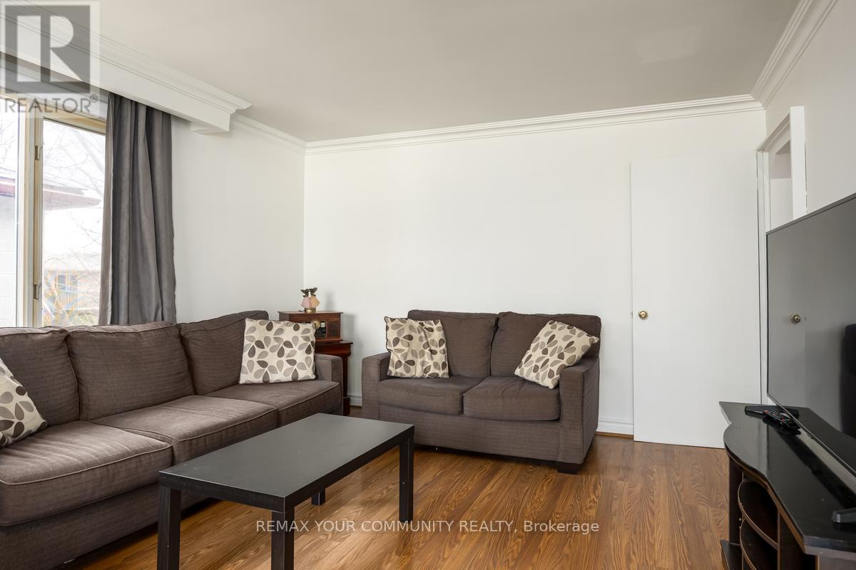 156 James Street, Bradford West Gwillimbury (Bradford), Ontario  L3Z 1J7 - Photo 2 - N13005560