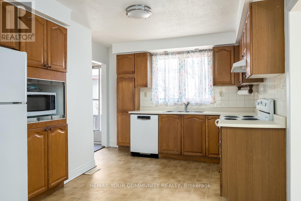 156 James Street, Bradford West Gwillimbury (Bradford), Ontario  L3Z 1J7 - Photo 5 - N13005560