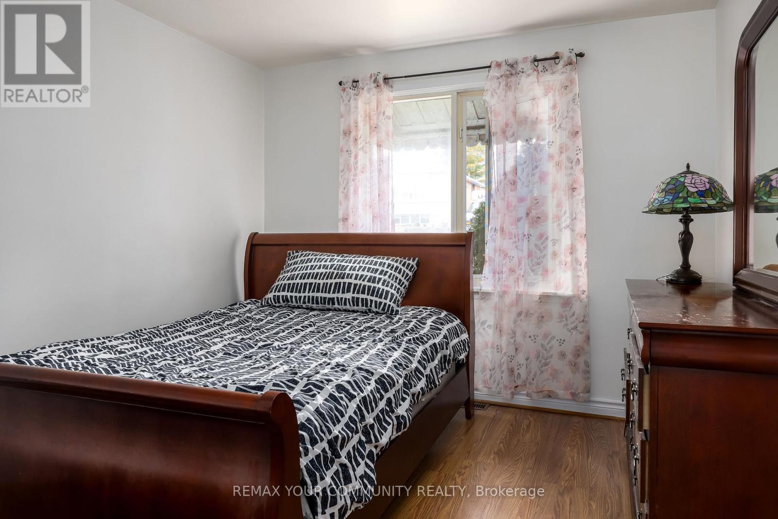 156 James Street, Bradford West Gwillimbury (Bradford), Ontario  L3Z 1J7 - Photo 9 - N13005560