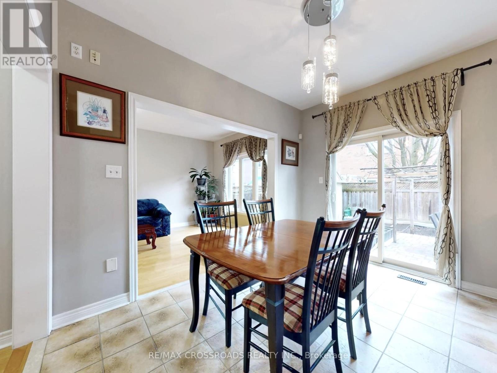 39 Pantano Drive, Vaughan, Ontario  L4J 0A9 - Photo 6 - N13005562