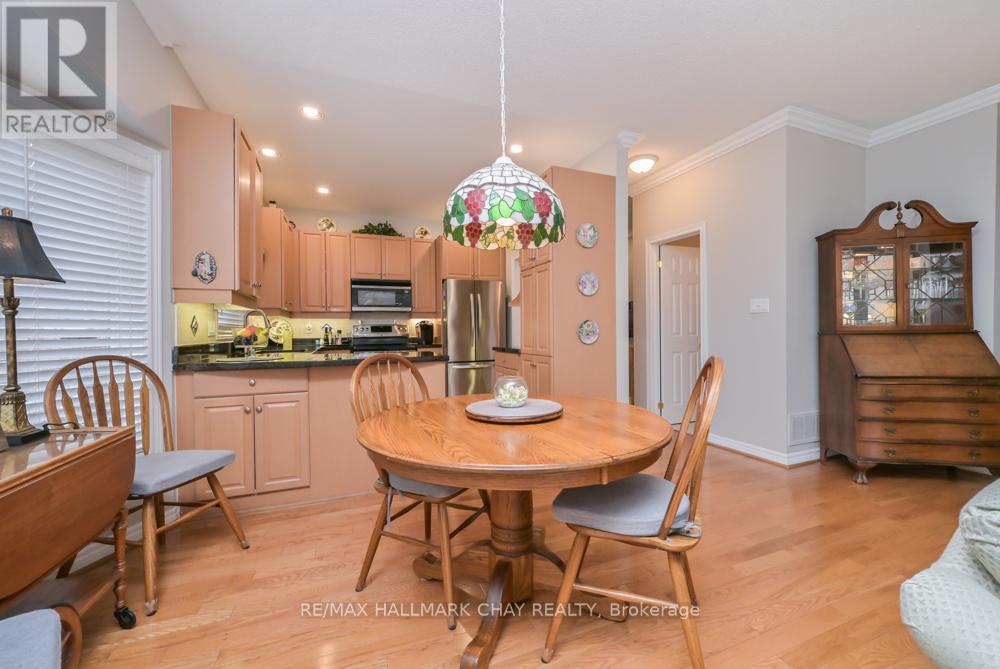 50 Via Amici, New Tecumseth, Ontario  L9R 2C4 - Photo 10 - N13005570