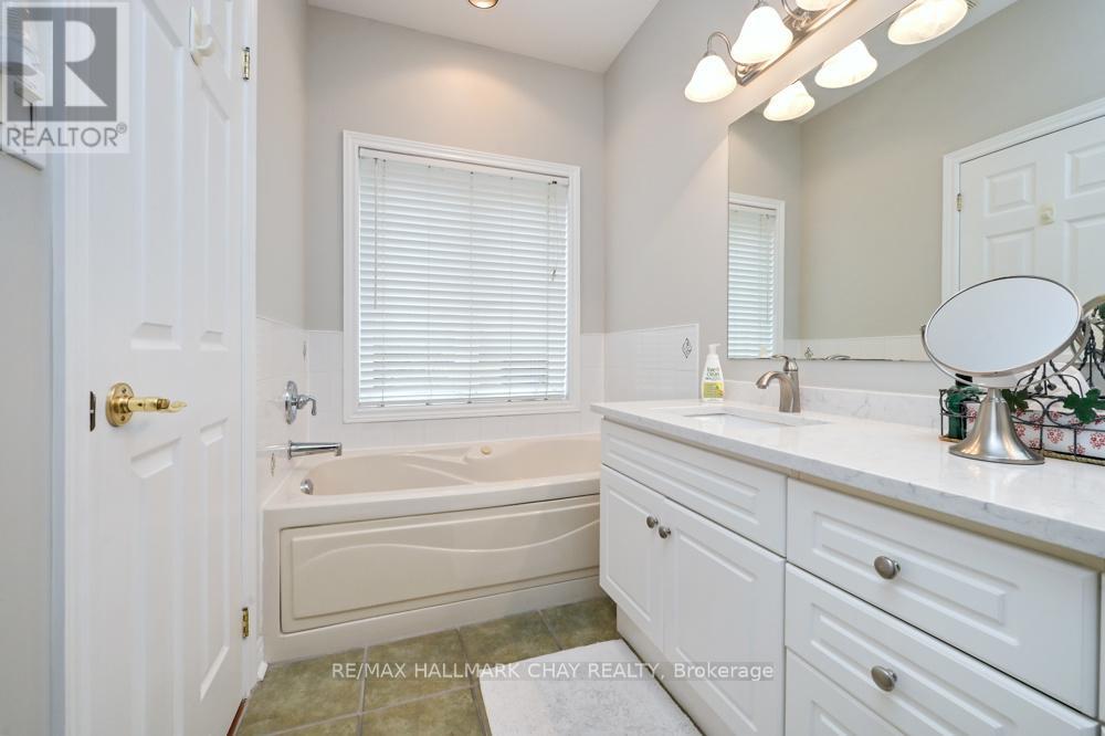 50 Via Amici, New Tecumseth, Ontario  L9R 2C4 - Photo 20 - N13005570