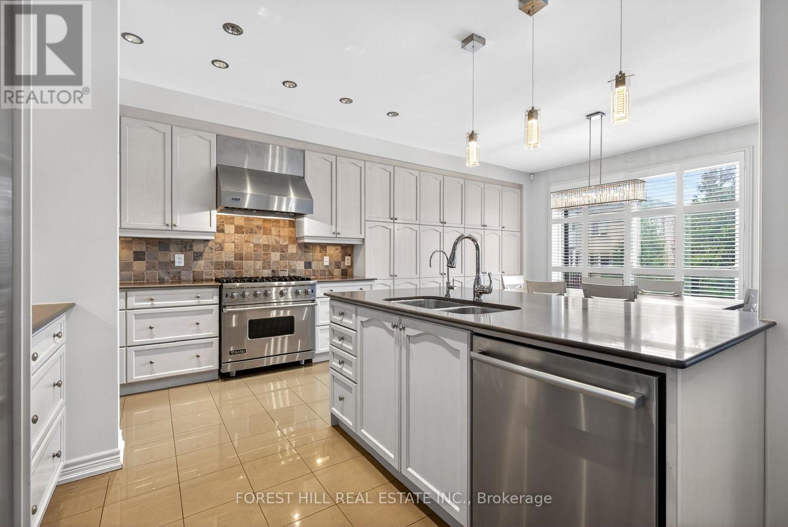 107 Rumsey Road, Vaughan, Ontario  L6A 4L8 - Photo 11 - N13005590