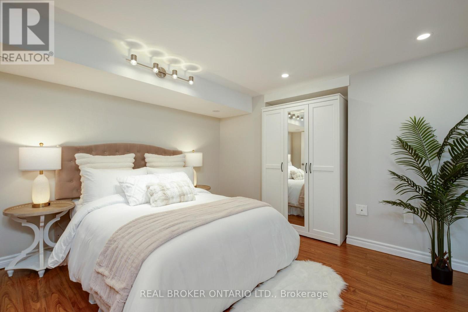 Bsmt - 25 Charnwood Place, Markham, Ontario  L3T 5H2 - Photo 6 - N13005600