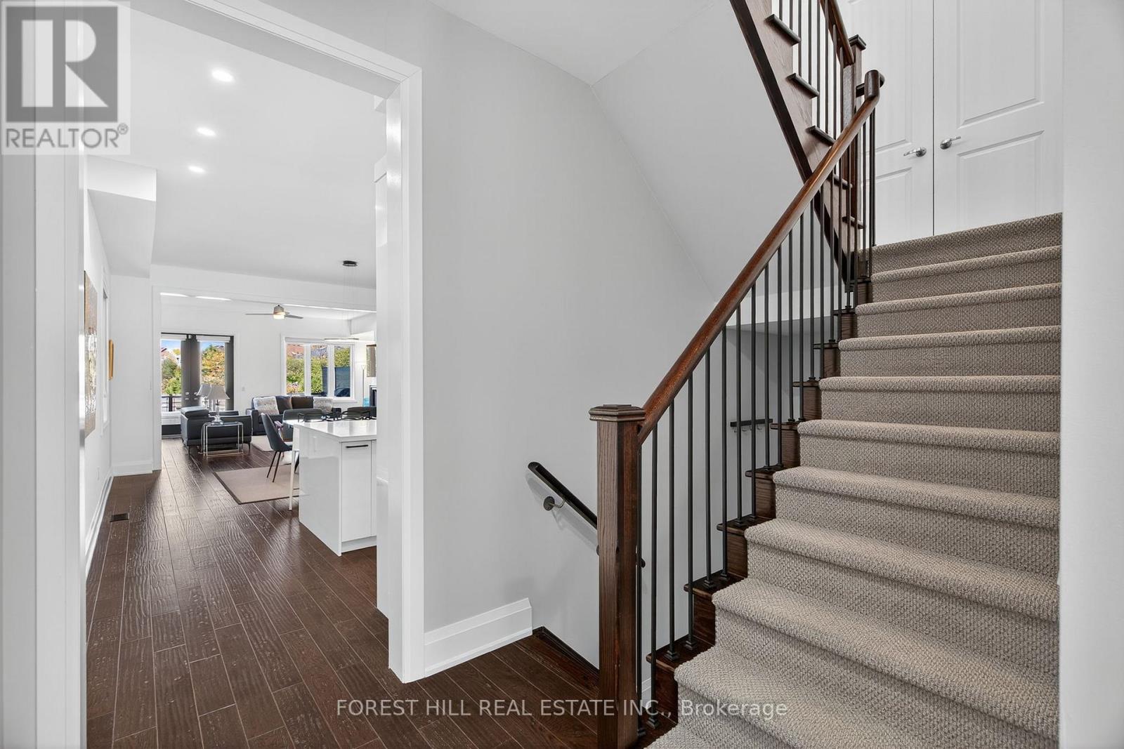 107 Hesperus Road, Vaughan, Ontario  L4J 0G9 - Photo 4 - N13005602