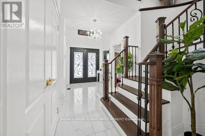 785 Quantra Crescent, Newmarket, Ontario  L3X 1M9 - Photo 12 - N13005622