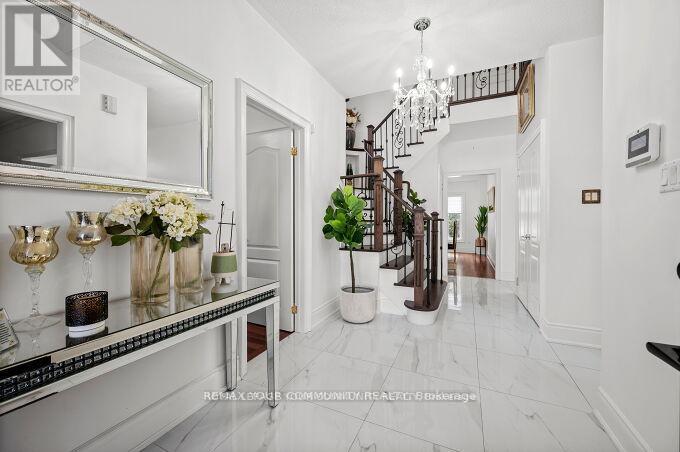 785 Quantra Crescent, Newmarket, Ontario  L3X 1M9 - Photo 6 - N13005622