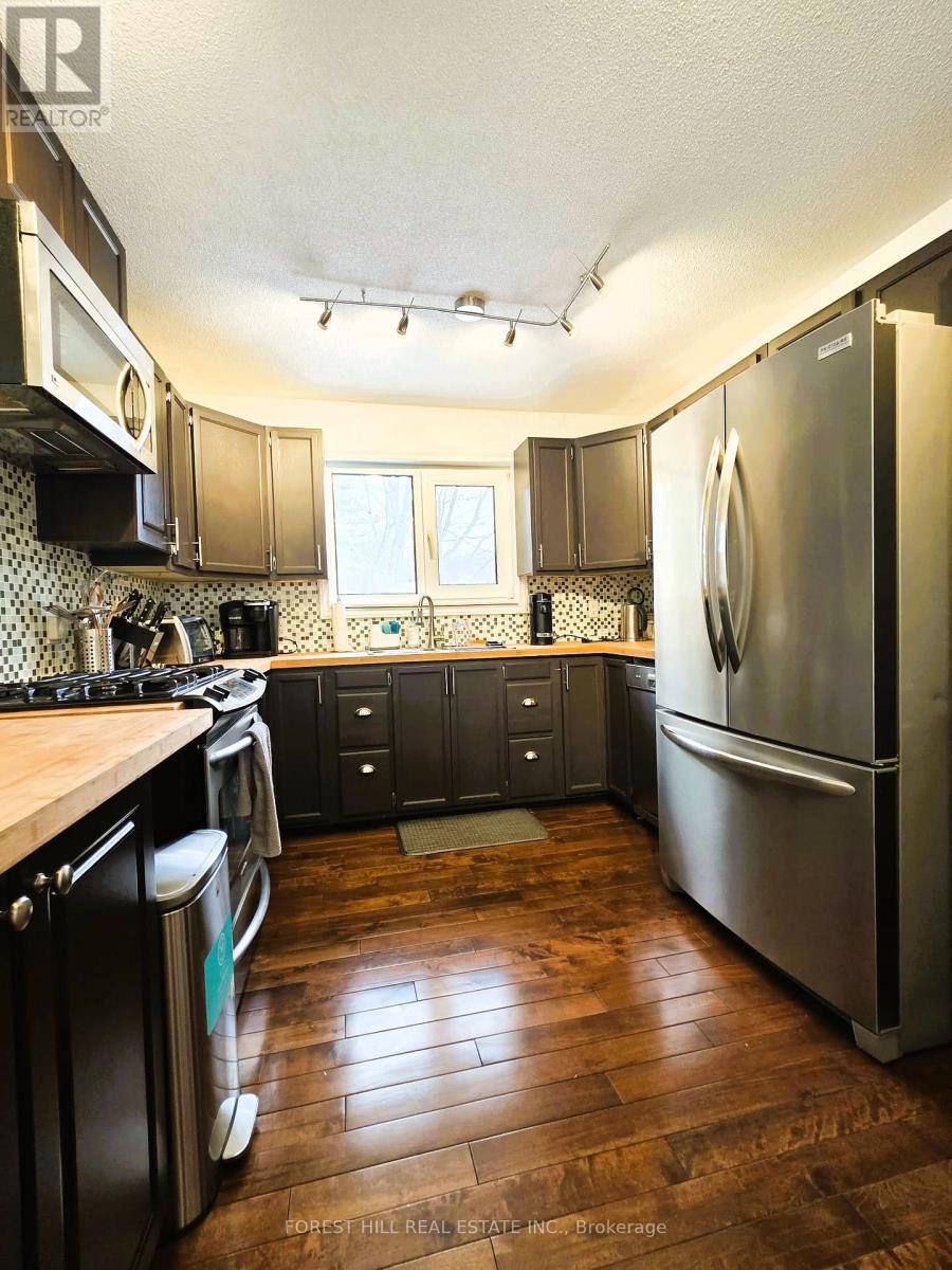 859 Lakeshore Road E, Oro-Medonte, Ontario  L0L 1T0 - Photo 4 - S12991816