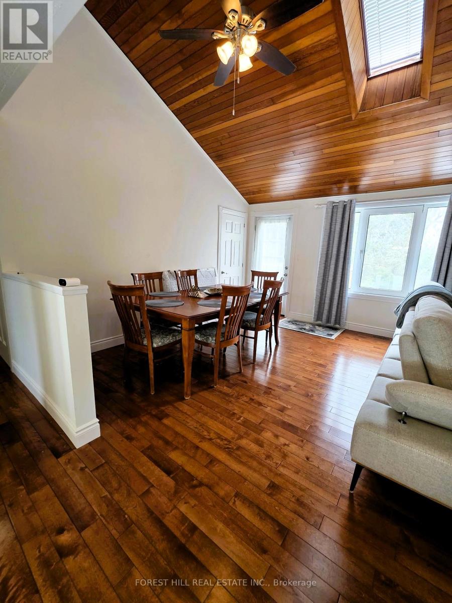 859 Lakeshore Road E, Oro-Medonte, Ontario  L0L 1T0 - Photo 8 - S12991816