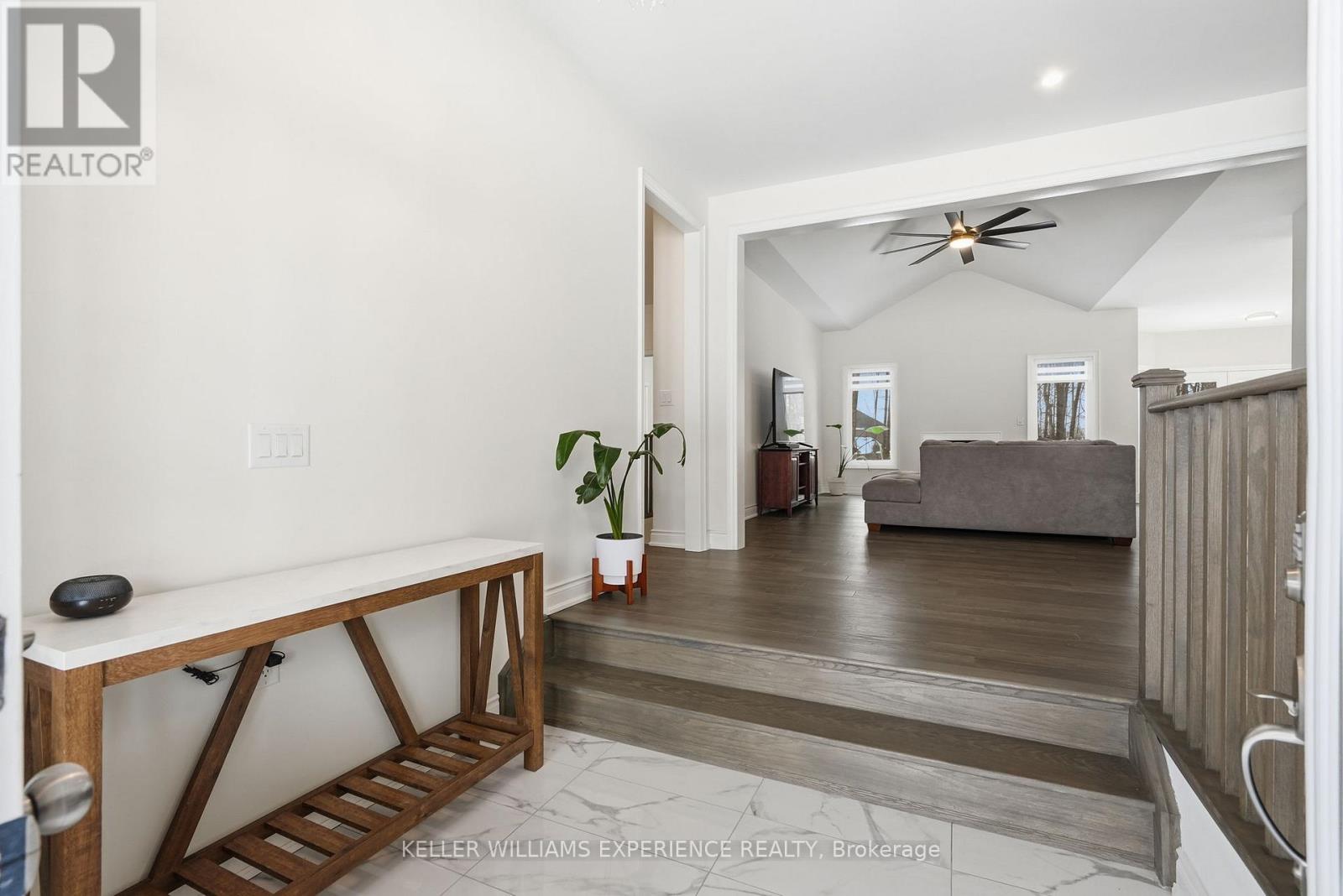 4 Forest Heights Court, Oro-Medonte (Sugarbush), Ontario  L0L 2E0 - Photo 6 - S13005476