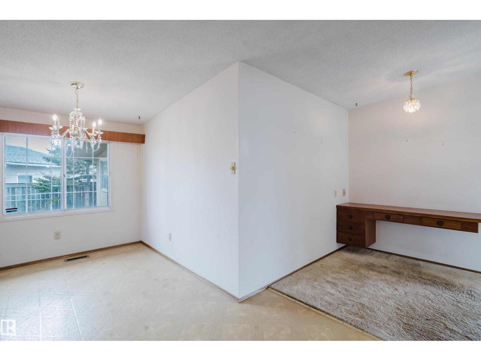 9536 151 Av Nw, Edmonton, Alberta  T5E 2R3 - Photo 21 - E4482529