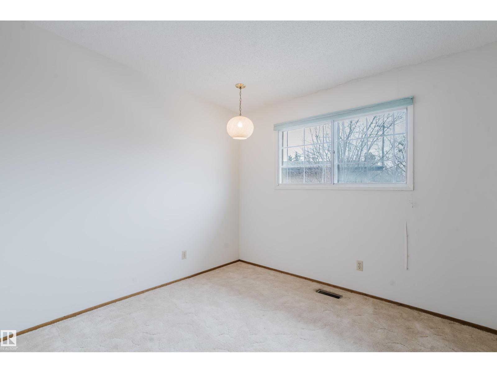 9536 151 Av Nw, Edmonton, Alberta  T5E 2R3 - Photo 30 - E4482529