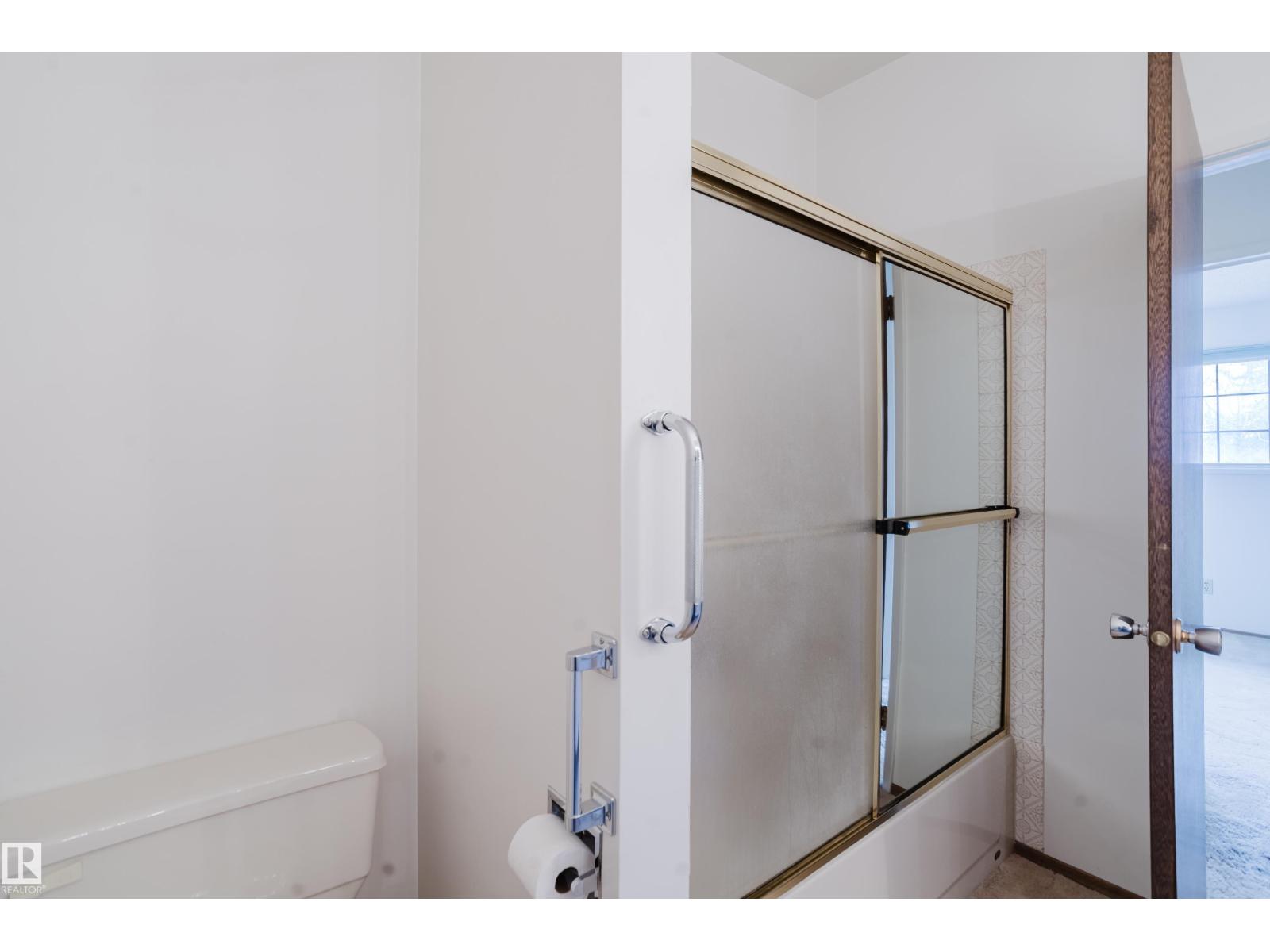 9536 151 Av Nw, Edmonton, Alberta  T5E 2R3 - Photo 31 - E4482529