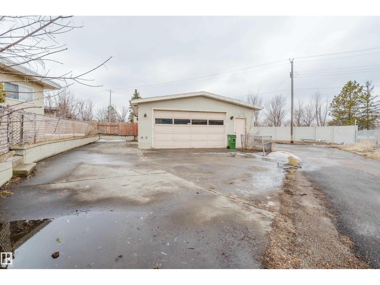 9536 151 Av Nw, Edmonton, Alberta  T5E 2R3 - Photo 50 - E4482529