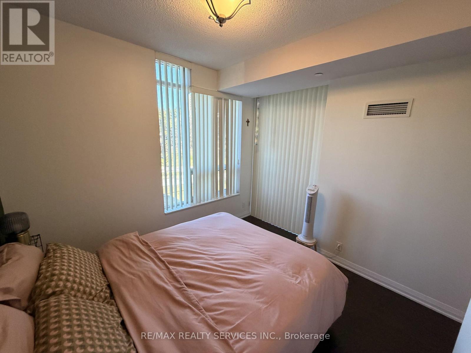 211 - 1 Valhalla Inn Road, Toronto, Ontario  M9B 1S9 - Photo 16 - W13005414