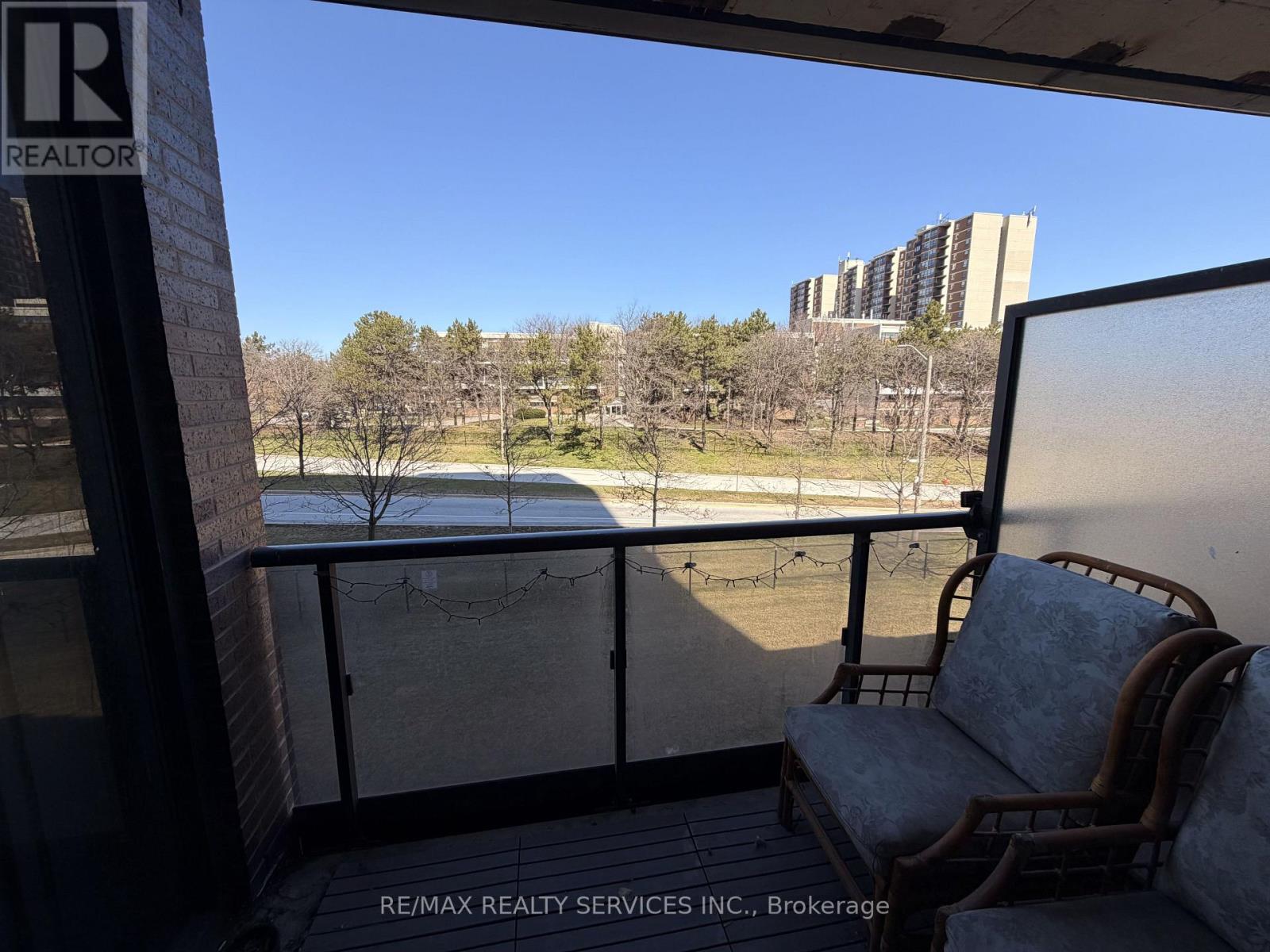 211 - 1 Valhalla Inn Road, Toronto, Ontario  M9B 1S9 - Photo 20 - W13005414